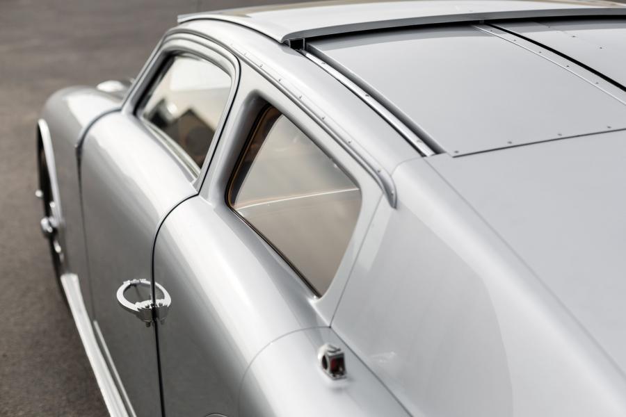 Детали экстерьера Voisin C28 Aerosport 1936 года  (фото 28 из 35)